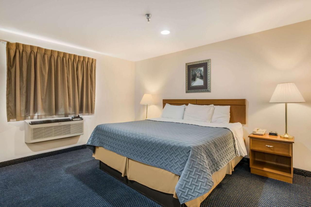 Econo Lodge 라이스 레이크 외부 사진